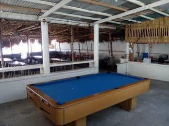 Gumleaves Hotel And Restaurant Olongapo Eksteriør billede